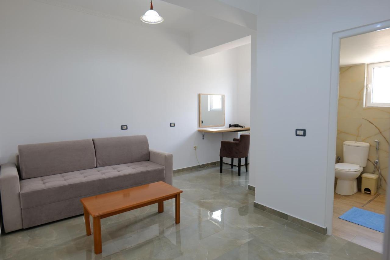 Hotel Adi-Vera Sarandë Exterior foto